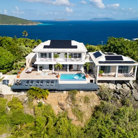 Stunning 360° Views of Magens Bay, St.John & BVI's. Luxury 6 bedroom villa