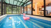 Mungyeong the Most Pool Villa - Mountain view