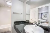Motel 6 Dallas, TX - Market Center