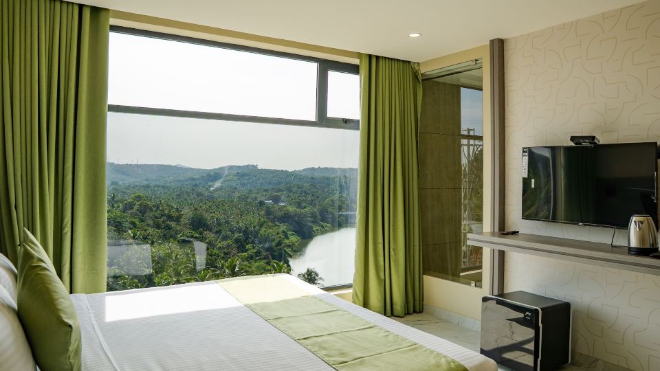 CHALIYAR RESORTS