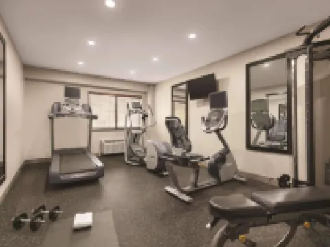 カントリー イン & スイーツ バイ ラディソン ウィリアムズバーグ イースト (ブッシュ ガーデンズ) バージニア ロバーツのホテル