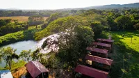 Carmelita River Cabins -  Privatzimmer