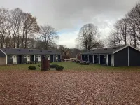 Holiday Home for 2, Ansager