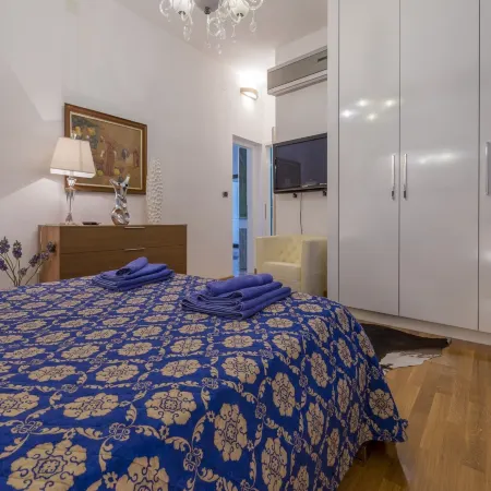 Apartment Sunny