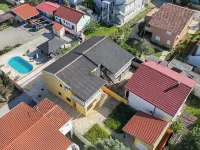 Apartments Kralj Hotels in Privlaka