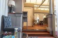 LC Boutique Hotel - Bed and Breakfasts