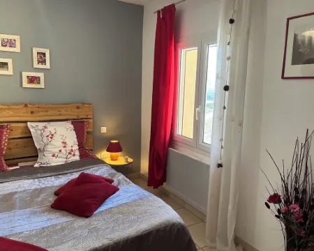 Le Cabanou - Private Spa in the Countryside. Quiet, Natural Setting with Superb Views Hoteles en Le Dévoluy