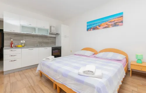 Apartments Mirko - Homestays