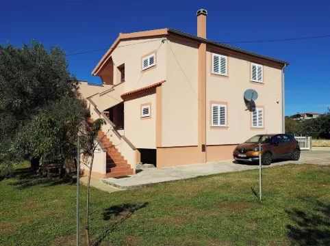 Apartment Leonardo