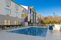 Spark by Hilton Macon North
