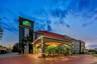La Quinta Inn & Suites by Wyndham Alamo - McAllen East - Pet-friendly