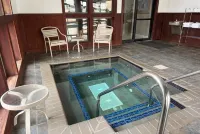 Coratel Plus Suites by Jasper Black River Falls - Hot Tub