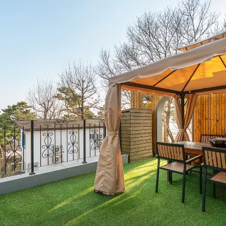 Ganghwado Beverly Hills Pension