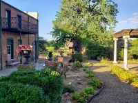 Iron Horse Hotel