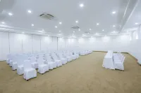 Coral Costa Caribe Beach Resort - All Inclusive