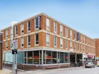 Travelodge Market Harborough - parking