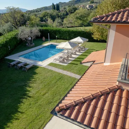 Villa in Tuscany with Private Pool & Views