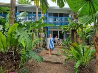 Mission Beach Lodge - Beach