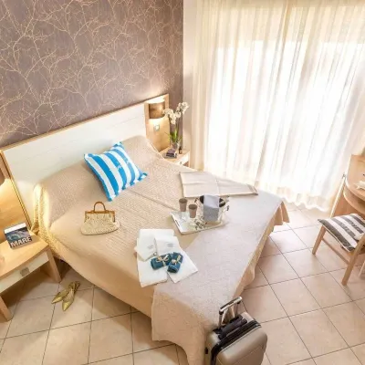 Hotel Roland Hotele w pobliżu Mojito Beach Riccione