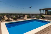 Ramada Plaza by Wyndham Tucuman - Pools