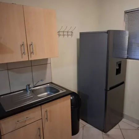 Serene 1-Bedroom Apartment in Bloemfontein