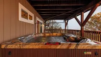 Sky Canyon Lodge by AvantStay - Hot Tub