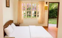 Diamond Resort Bien Hoa - Pools