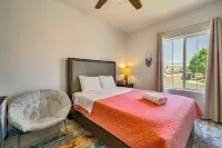 Family Pool Home – Saltwater Pool & Fire Pit – 2 King Suites – Sleeps 12
