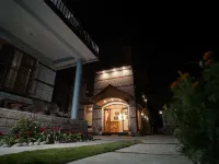 Mountainshack Riverside Stay & Cafe Hotels in Kullu District