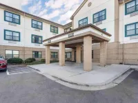 Studio 6 Corporate Extended Stay Chicago Lisle IL Hotels in DuPage County