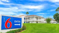 Motel 6-Carlsbad, CA Beach