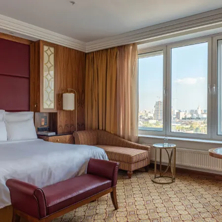 MonArch Moscow Hotel (Монарх Москвабывш. Ренессанс Монарх) Отели рядом с достопримечательностью «ТЦ «Авиапарк»»