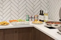 Staybridge Suites Toronto Airport East by IHG - breakfast