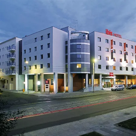 Ibis Szczecin Centrum Отели рядом с достопримечательностью «Арена «Нетто»»