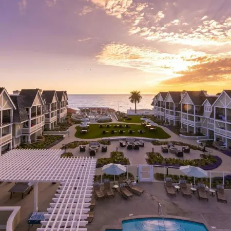Carlsbad Inn Beach Resort