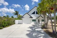 Hawkaritaville by Sun Palace Vacations - Homestays