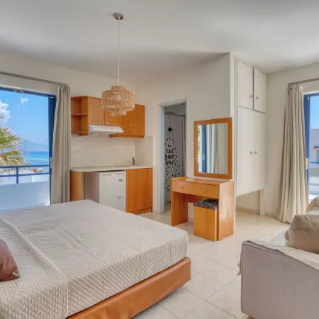 Philippos Studios & Apartments Отели рядом с достопримечательностью «Крепость Антимахия»