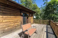 Acorn Lodge With hot Tub, Pool Table - Chalets
