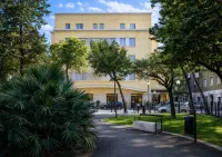 Phi Hotel Ambra