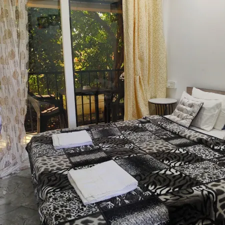 Eva Rooms 50 mtr From Ashwem Beach