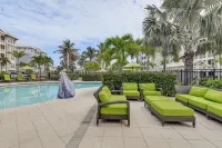Saltwater Villa Waterfront Sunsets in Bradenton - Apartments