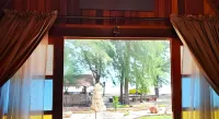 Mumsa Beach Resort & Restaurant - Ocean View