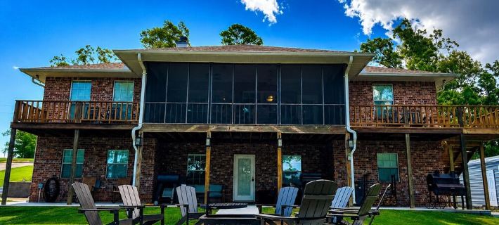 Magnolia Place by Toledo Town and Tackle on Lanan Bay Hotels in Sabine Parish