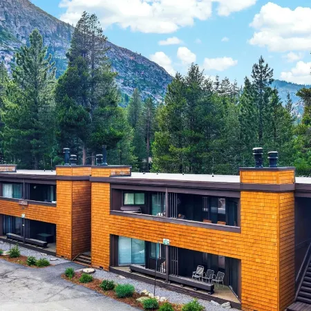 Tram Condo by Avantstay Walk to Lifts + Kt-22 Views Olympic Valley