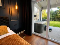 Large Holiday Home, Swimming Pool, Sauna, Jacuzzi - Boutique