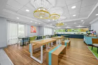 邁爾斯堡希爾頓Spark酒店 - 沙灘