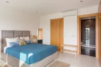 Albufeira Poolside Family Vila - 3 ดาว