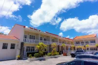 2-bedroom Gated Oasis with parking andPool - 3-Star