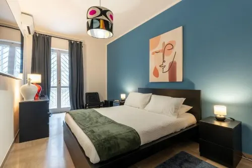 Fourooms - Bari Principe Amedeo - 2 stelle