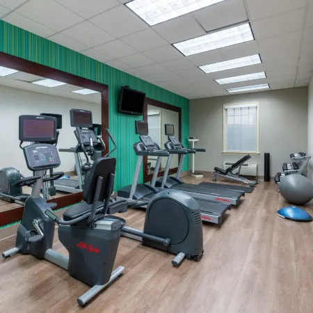 Holiday Inn Express STATE COLLEGE @WILLIAMSBURG SQ by IHG